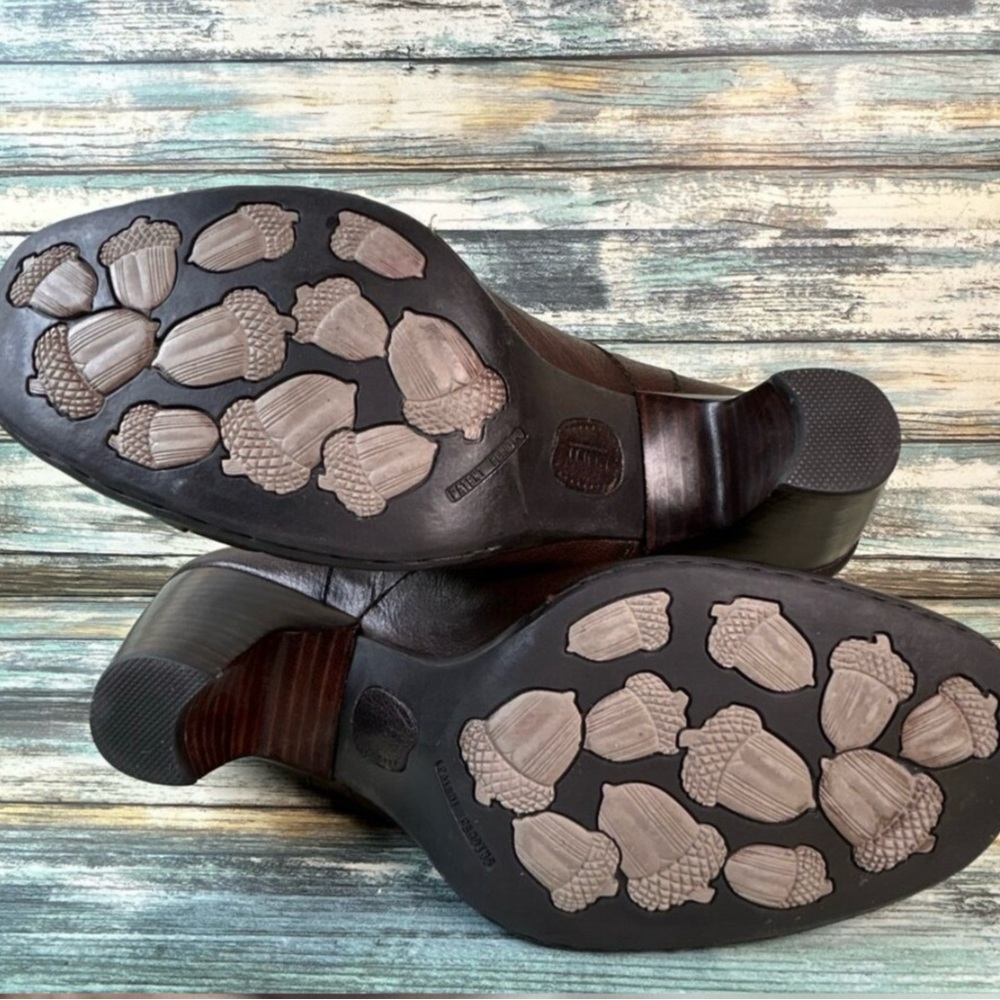 Born Crown Style Brown Leather Ankle Boots Chelsea Block size 10 42 like new - Picture 6 of 13